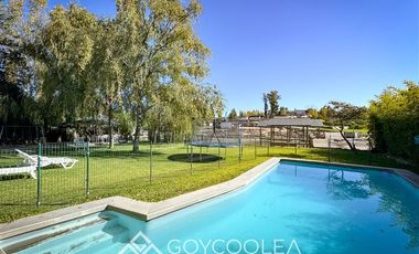 Casa en Venta en Vista Hermosa Orilla de Lago