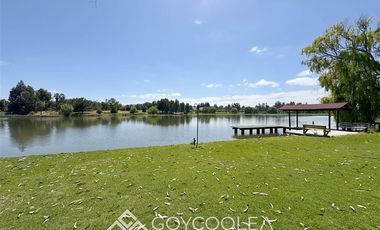 Casa en Venta en Orilla Lago Llallauquen