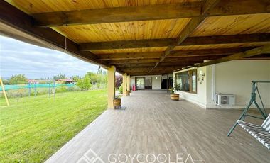 Casa en Venta en Condominio Karelia