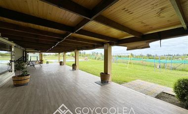 Casa en Venta en Condominio Karelia