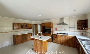 Casa en Venta en Condominio Karelia