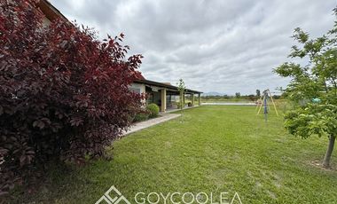 Casa en Venta en Condominio Karelia