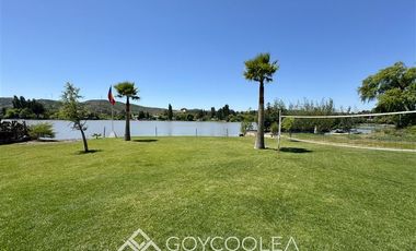 Casa en Venta en Orilla Lago Bahia Chila