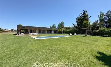 Casa en Venta en Orilla Lago Bahia Chila