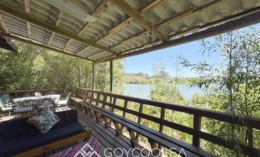 Casa en Venta en Orilla Lago San Rafael