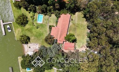 Casa en Venta en Orilla Lago San Rafael