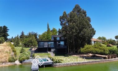 Casa en Venta en Orilla Lago Nautico 2