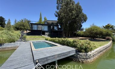 Casa en Venta en Orilla Lago Nautico 2