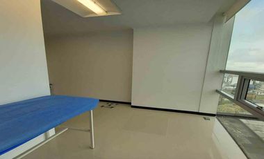 CONSULTORIO EN ARRIENDO EL CABLE / MANIZALES
