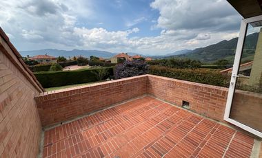 En Renta casa en Conjunto Club House, La Calera