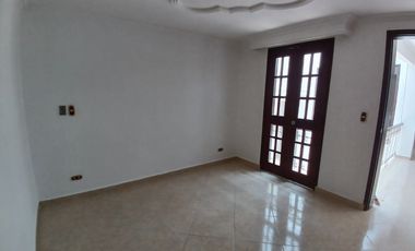 🏡 CASA COMERCIAL EN ARRIENDO UBICADA EN ALMERIA SECTOR SANTA TERESITA