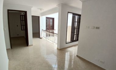 🏡 CASA COMERCIAL EN ARRIENDO UBICADA EN ALMERIA SECTOR SANTA TERESITA