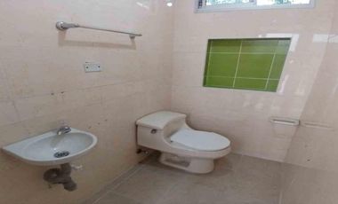🏡 CASA COMERCIAL EN ARRIENDO UBICADA EN ALMERIA SECTOR SANTA TERESITA