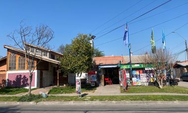 Venta De Casa Y Local Comercial  Nelson Pereira