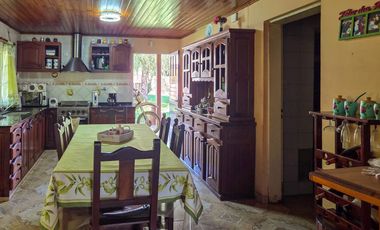 Casa en venta en Villa Loguercio