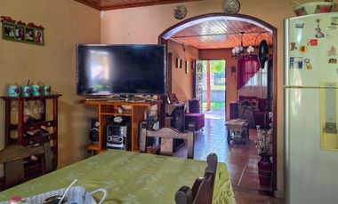 Casa en venta en Villa Loguercio