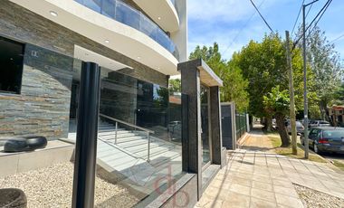 Departamento en Venta en Edificio Lander