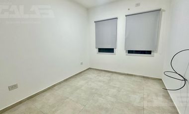 Alquiler, Departamento 2 ambientes con cochera y terraza- Ituzaingó Sur -