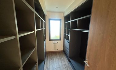 CASA A LA VENTA EN LA RINCONADA 3 DORMITORIOS