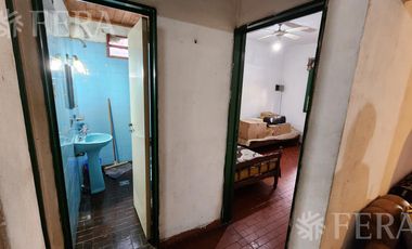 Venta casa de 3 ambientes con jardín en  Ezpeleta