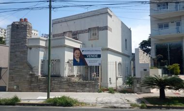 Terreno sobre Av. Almirante Brown!