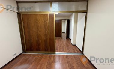 Oficina en Galería La Favorita