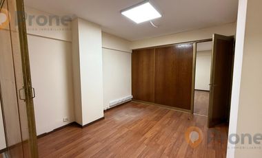 Oficina en Galería La Favorita