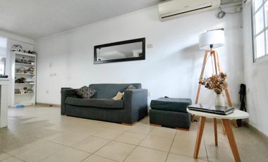 Casa Dúplex en venta en calle 73 e/ 24 y 25