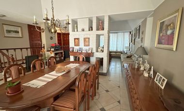 Casa en venta sobre importante lote