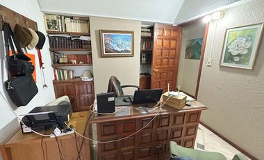 Casa en venta sobre importante lote
