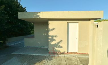 Casa en venta sobre importante lote