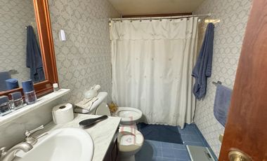 Casa en venta sobre importante lote