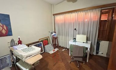 Casa en venta sobre importante lote