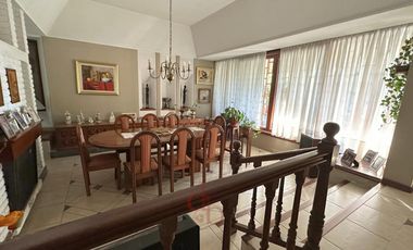 Casa en venta sobre importante lote