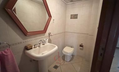 Casa en venta sobre importante lote