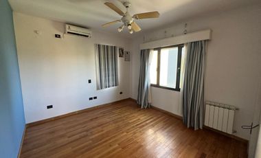 CASA EN VENTA LOS OMBÚES DE HUDSON