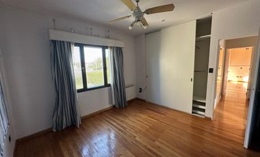 CASA EN VENTA LOS OMBÚES DE HUDSON