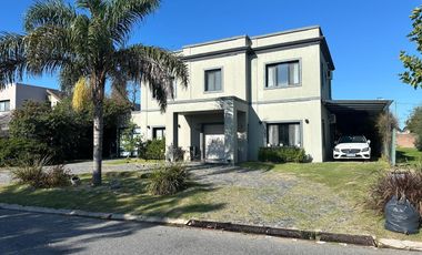 CASA EN VENTA LOS OMBÚES DE HUDSON