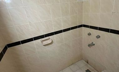 Departamento en  alquiler frente a plaza Flores