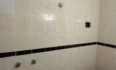 Departamento en  alquiler frente a plaza Flores