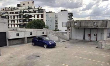 COCHERA FIJA DESCUBIERTA EN VENTA EN PALERMO EN EDIFICO DE COCHERAS
