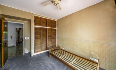 Pringles 1400, Casa con Fondo en Lote Propio con Jardín en Palermo