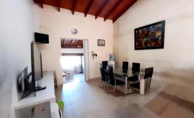 Casa multifamiliar en venta - 5 Dormitorios 2 Baños - 300Mts2 - Don Bosco