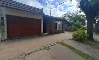 Casa en venta de tres dormitorios en Santa Teresa - Santa Fe