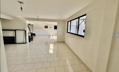 Casa en San Lorenzo Tezonco, Iztapalapa