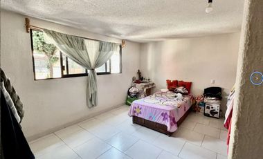 Casa en San Lorenzo Tezonco, Iztapalapa