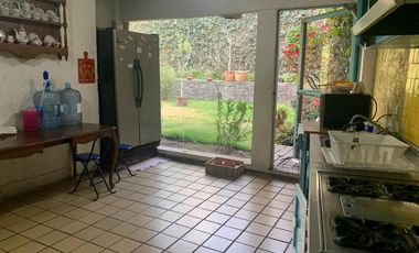 San Jerónimo Aculco, Casa para remodelar, con jardín, muy cerca del Periférico