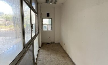 LOCAL EN RENTA ATRÁS DE CATEDRAL DE SAN MARCOS