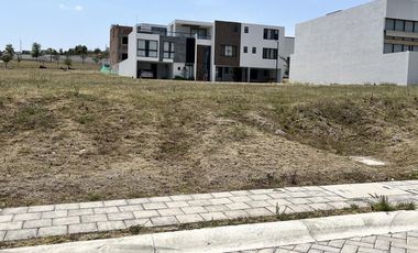 Terrenos contiguos en Venta en Parque Adara