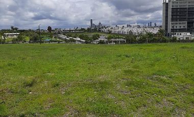 Terrenos contiguos en Venta en Parque Adara